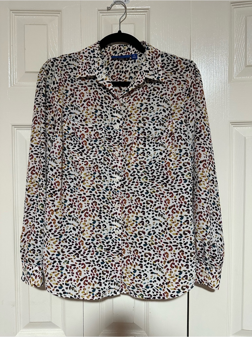 Apt. 9 White Leopard Spot Button-Up Shirt with Multi Hues